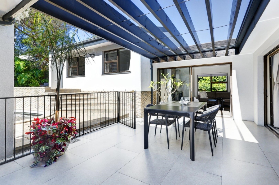 4 Bedroom Property for Sale in Loevenstein Western Cape